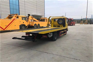 万秀非事故拖车