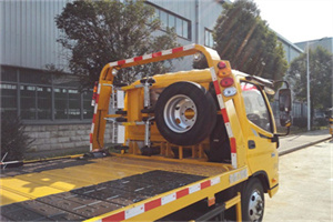 万秀附近汽车搭电救援电话