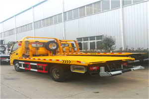 万秀附近拖车救援搭电